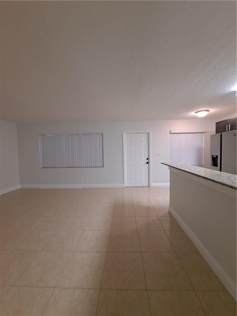 9838 Nob Hill Court - Photo 3