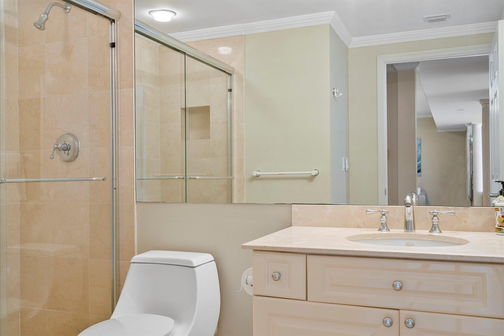 3200 N Ocean Boulevard - Photo 17