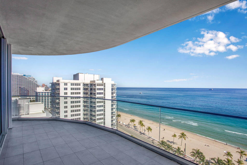 151 N Seabreeze Boulevard - Photo 3