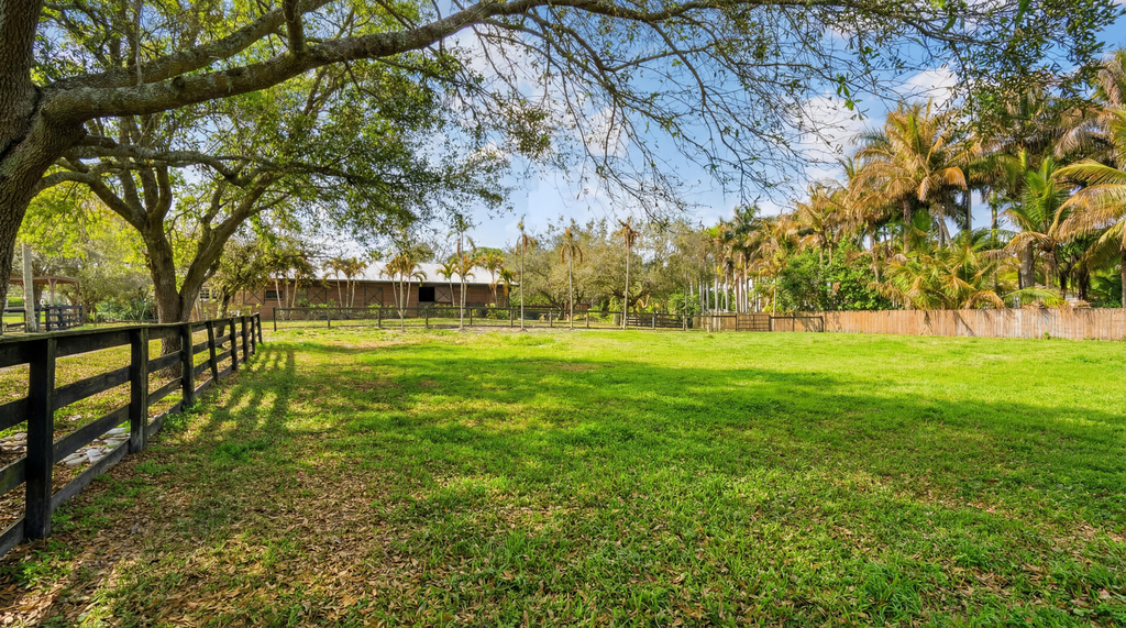 12440 Tangerine Boulevard - Photo 25