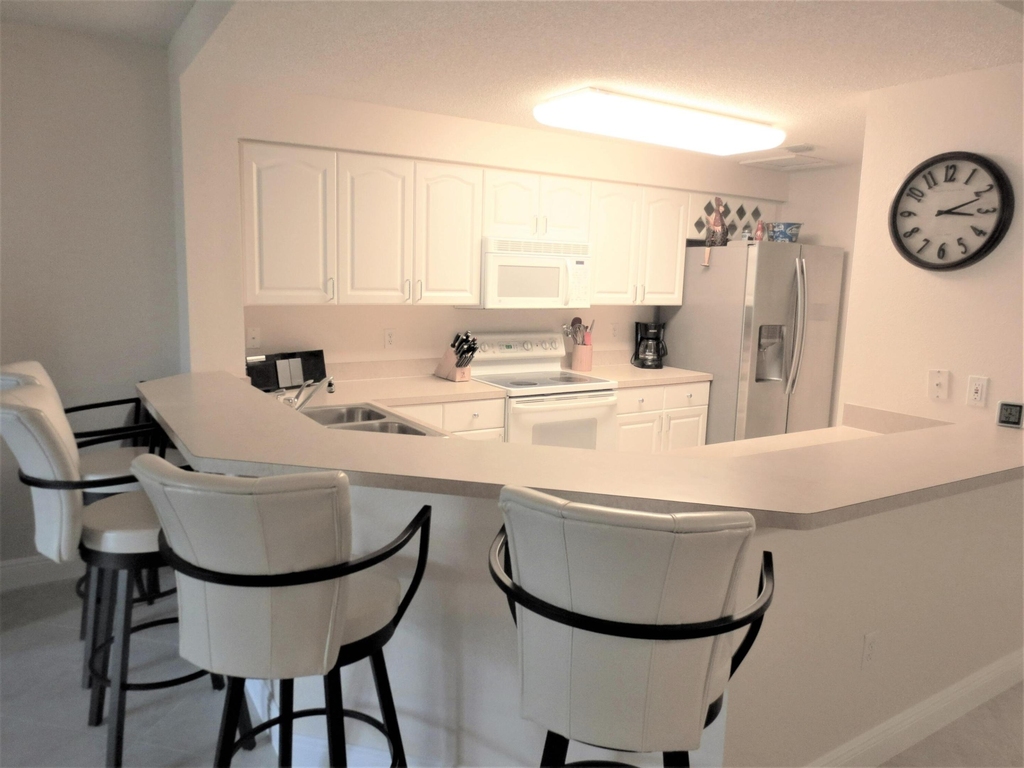 1900 Oceanwalk Lane - Photo 7