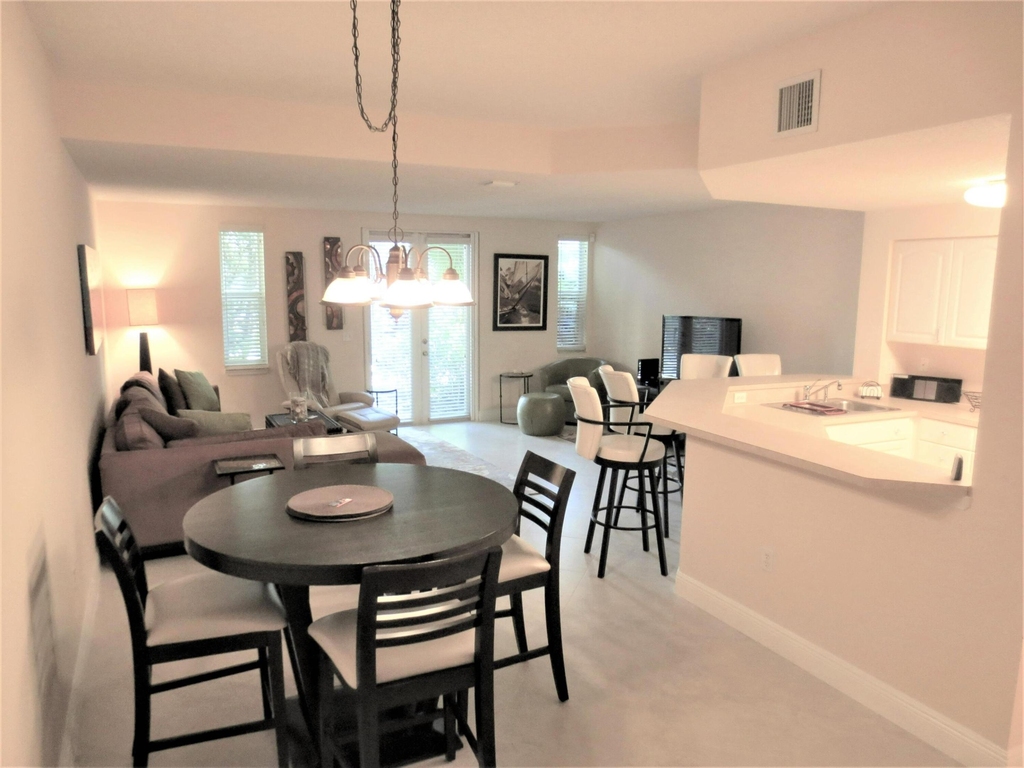 1900 Oceanwalk Lane - Photo 6