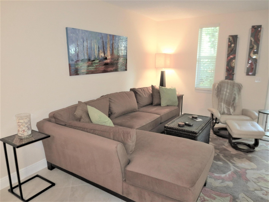 1900 Oceanwalk Lane - Photo 3
