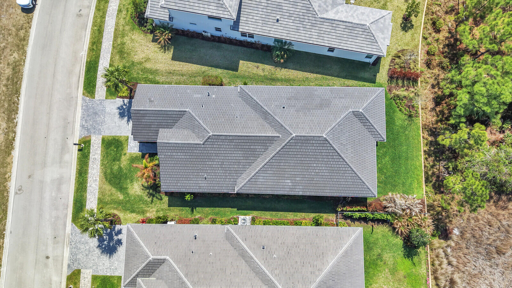 138 Se Palma Street - Photo 43