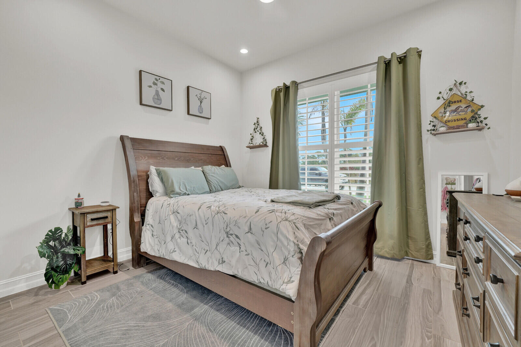 138 Se Palma Street - Photo 29