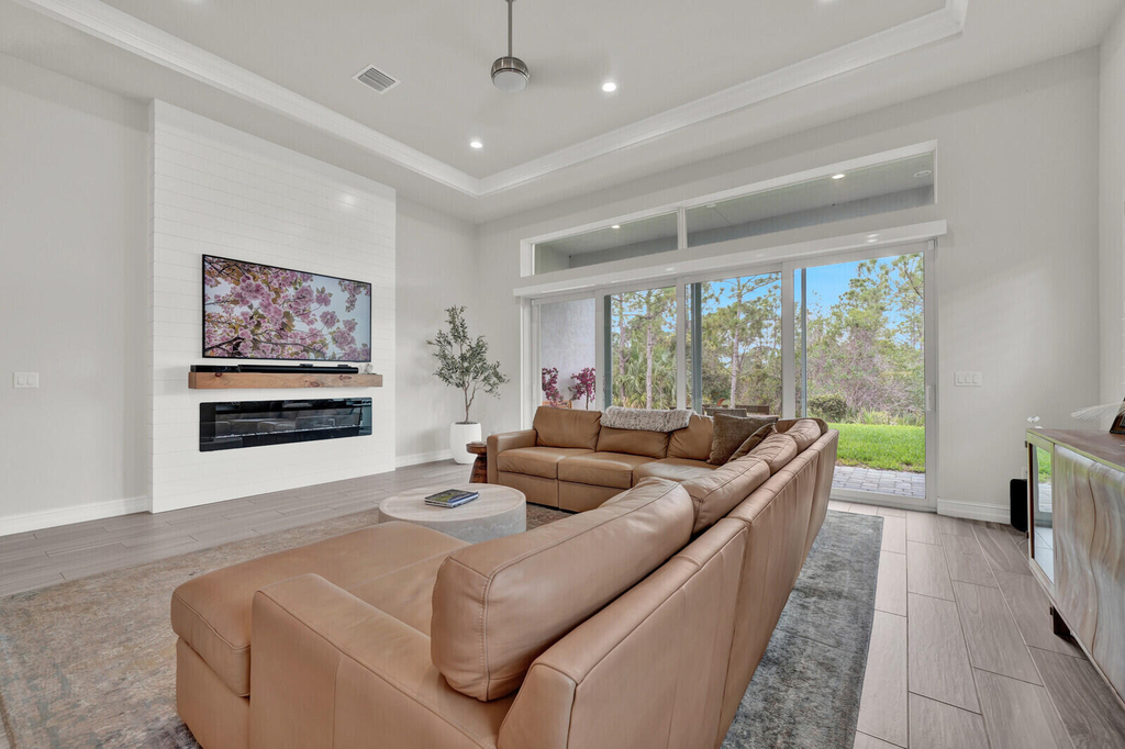138 Se Palma Street - Photo 16