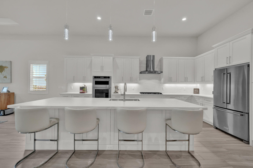 138 Se Palma Street - Photo 4