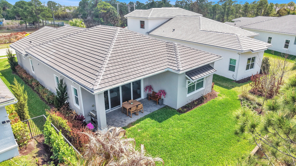 138 Se Palma Street - Photo 48