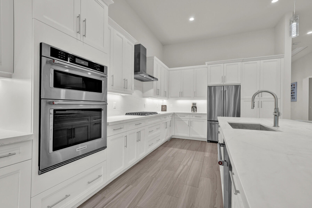 138 Se Palma Street - Photo 12
