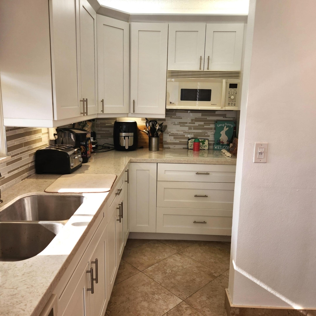 745 Se 19th Avenue - Photo 3