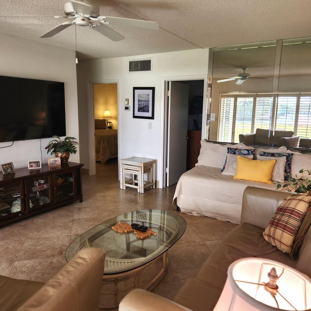 745 Se 19th Avenue - Photo 4