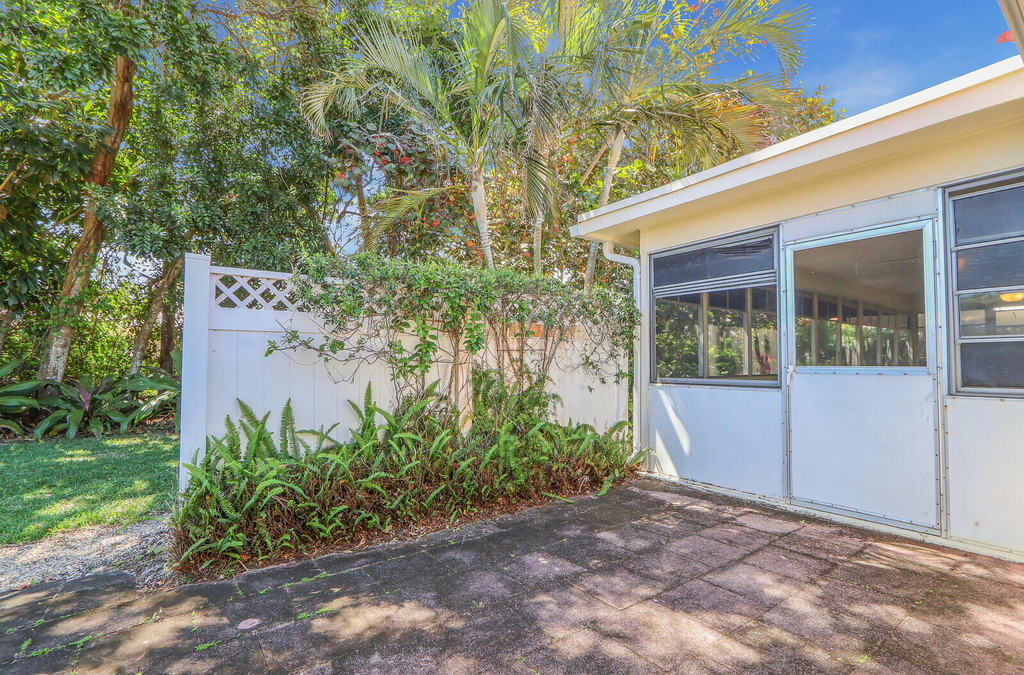 8574 Se Seagrape Way - Photo 30