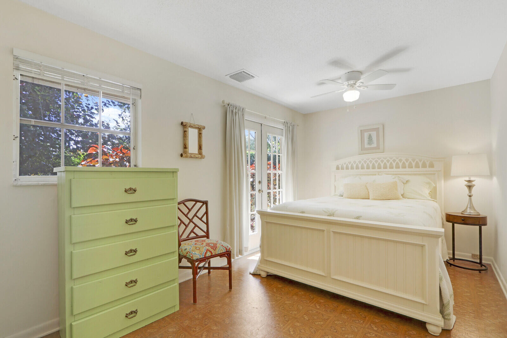 8574 Se Seagrape Way - Photo 18