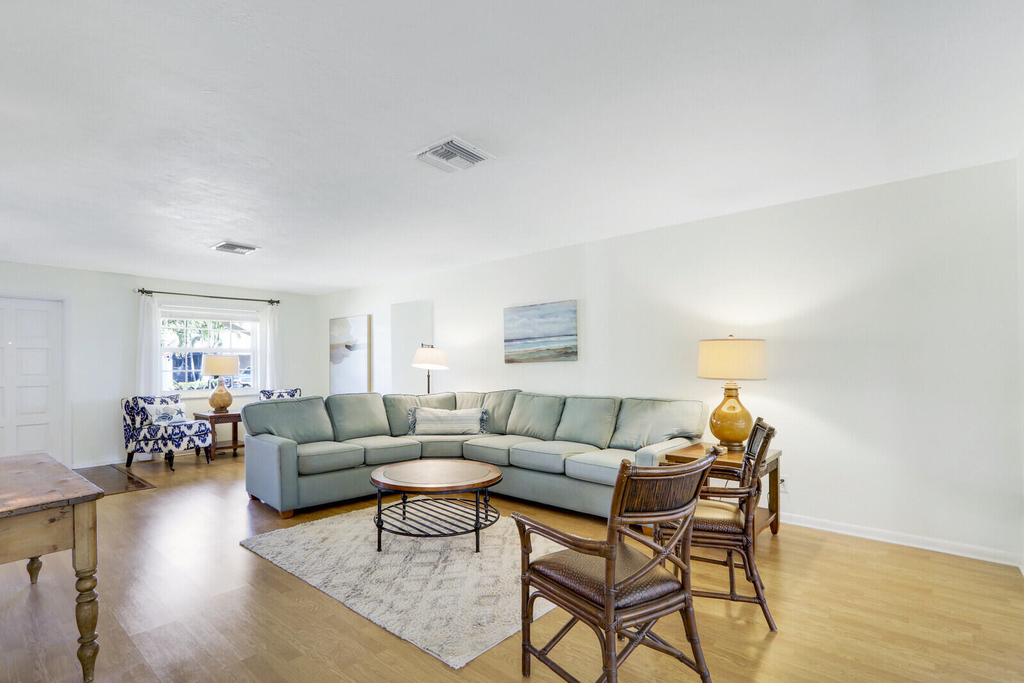 8574 Se Seagrape Way - Photo 9
