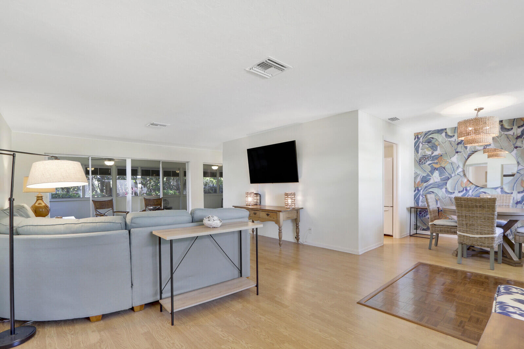 8574 Se Seagrape Way - Photo 7