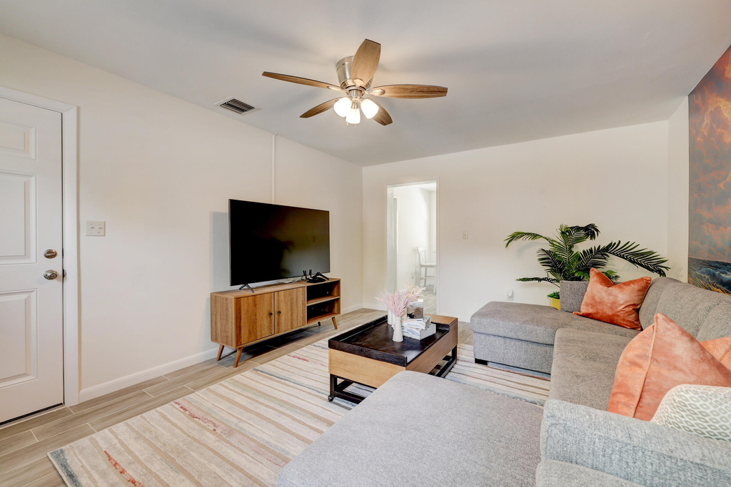 127 S 10th Street - Photo 7