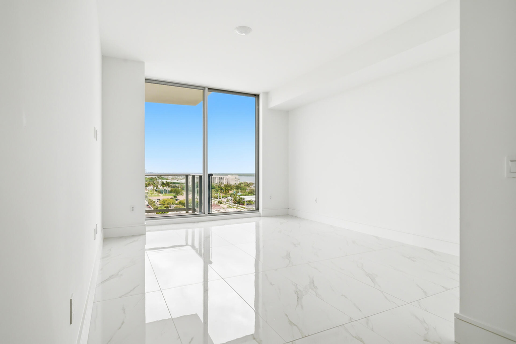 220 Lake Shore Drive - Photo 13