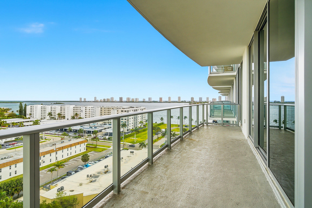 220 Lake Shore Drive - Photo 27
