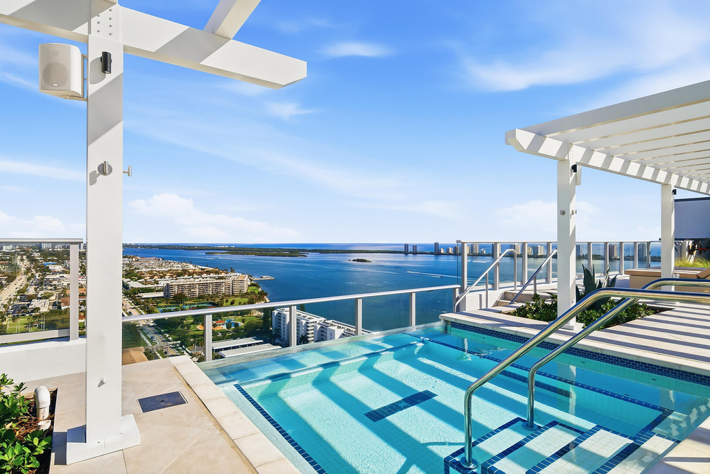 220 Lake Shore Drive - Photo 36