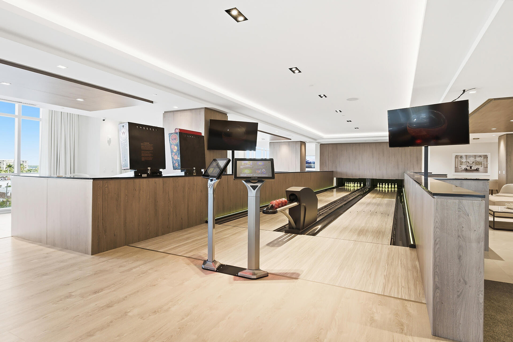 220 Lake Shore Drive - Photo 60