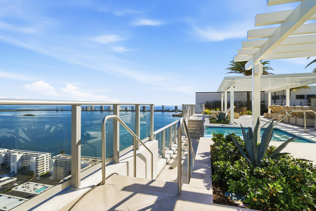 220 Lake Shore Drive - Photo 38