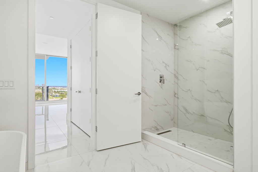 220 Lake Shore Drive - Photo 19