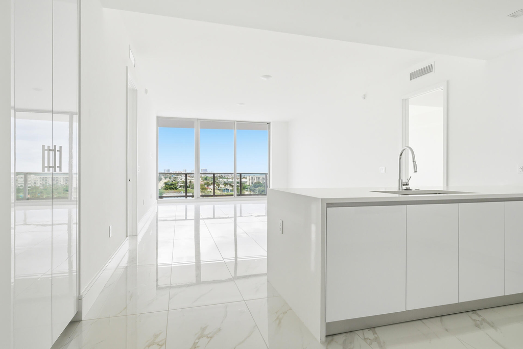 220 Lake Shore Drive - Photo 1