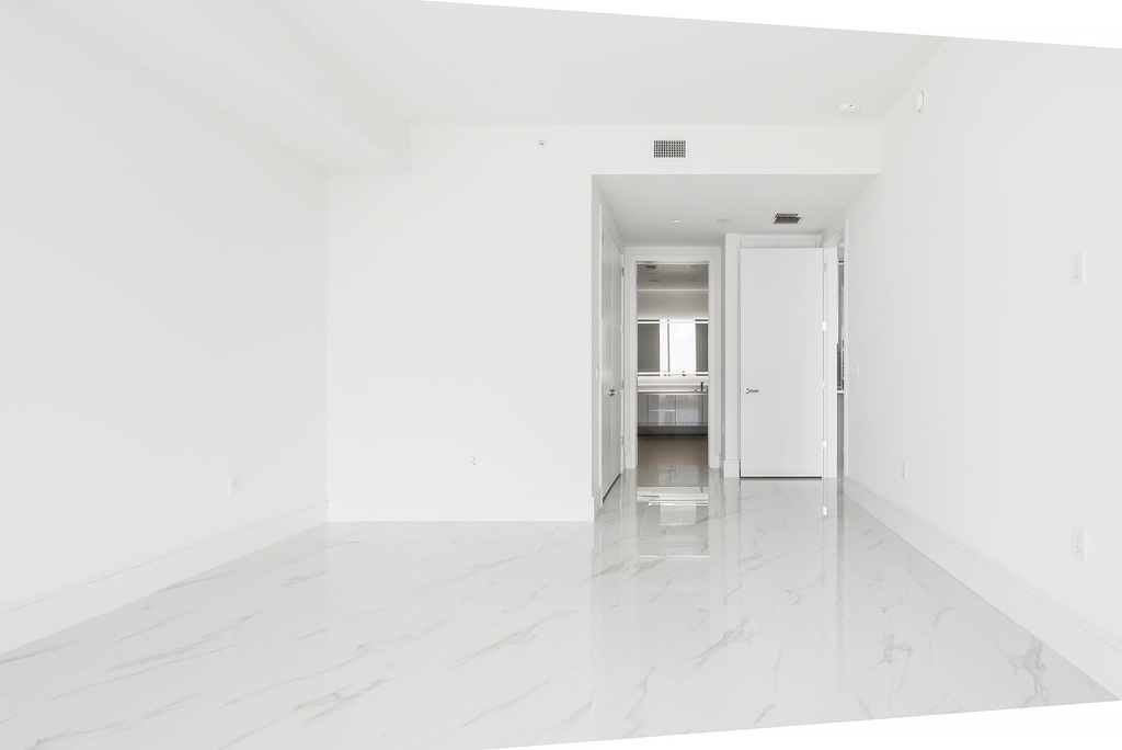 220 Lake Shore Drive - Photo 15