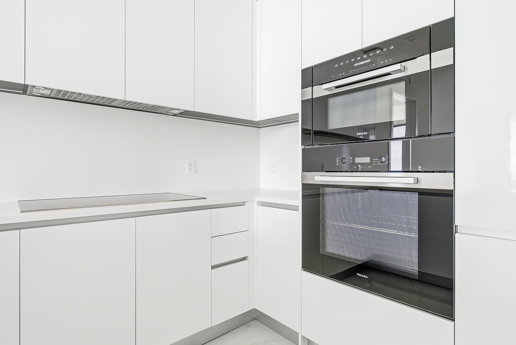 220 Lake Shore Drive - Photo 6