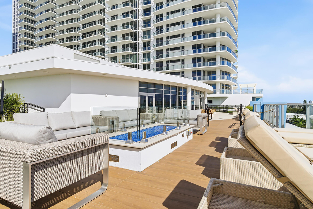 220 Lake Shore Drive - Photo 48