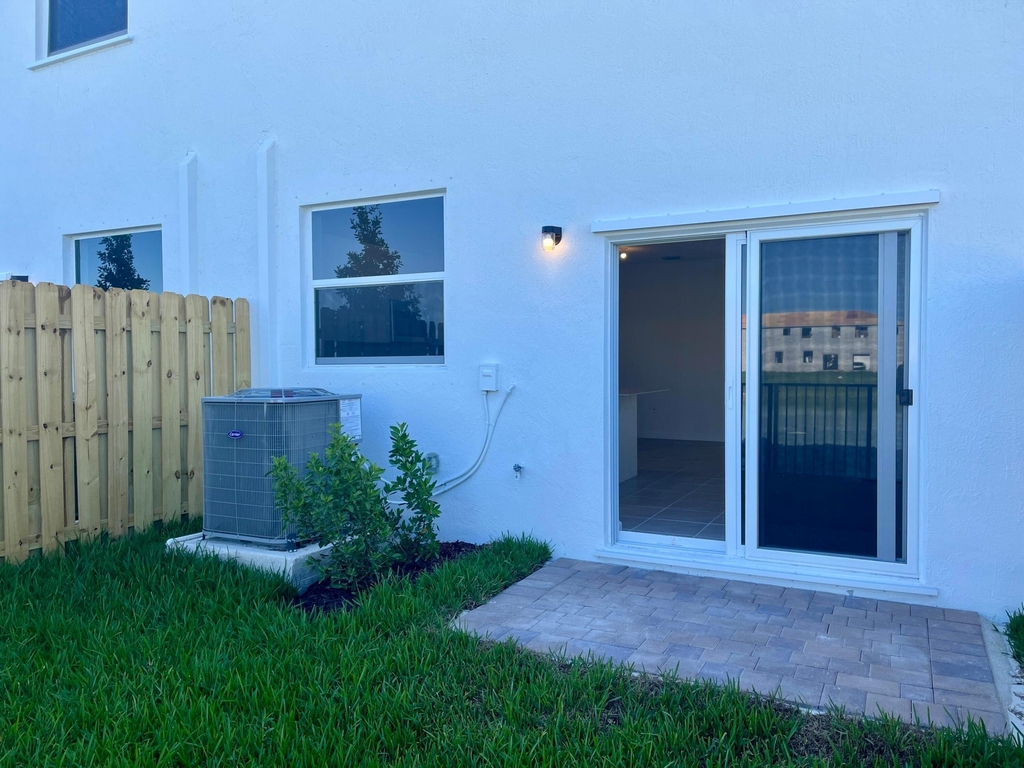 2776 Se 26th Avenue - Photo 18