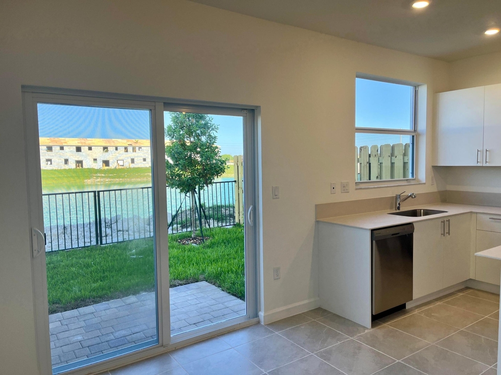2776 Se 26th Avenue - Photo 14