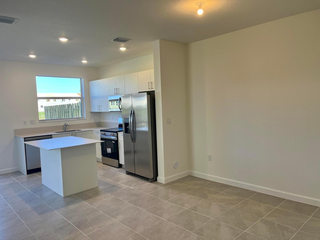 2776 Se 26th Avenue - Photo 6
