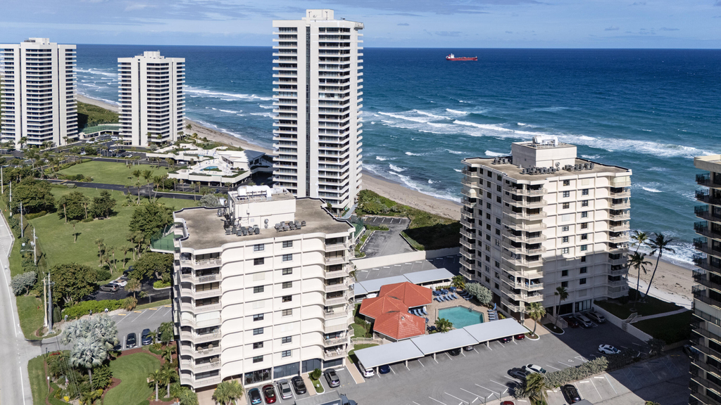 5480 N Ocean Drive - Photo 24