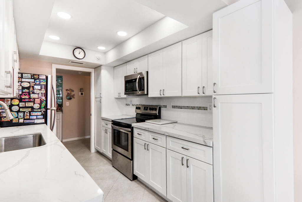 5480 N Ocean Drive - Photo 3
