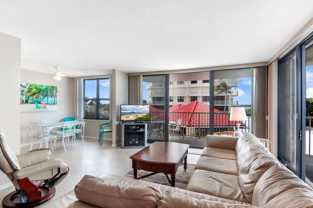 5480 N Ocean Drive - Photo 16