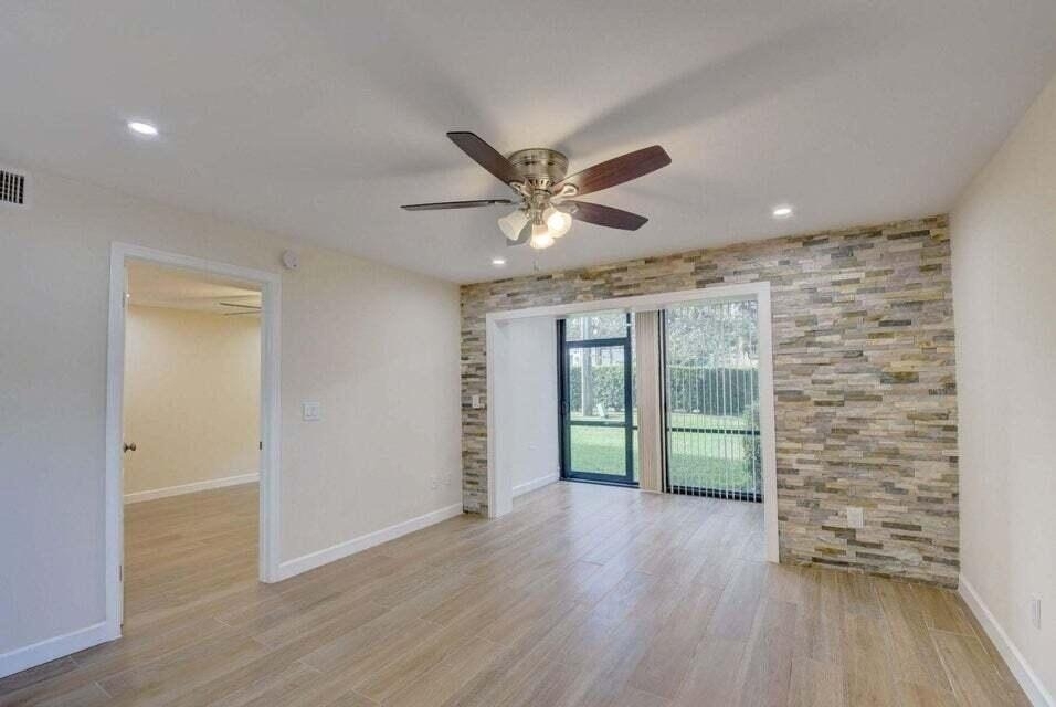 400 Club Circle - Photo 15