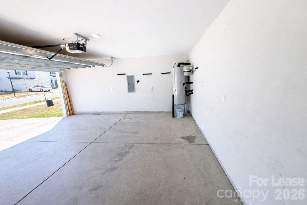 1408 Nia Road - Photo 28