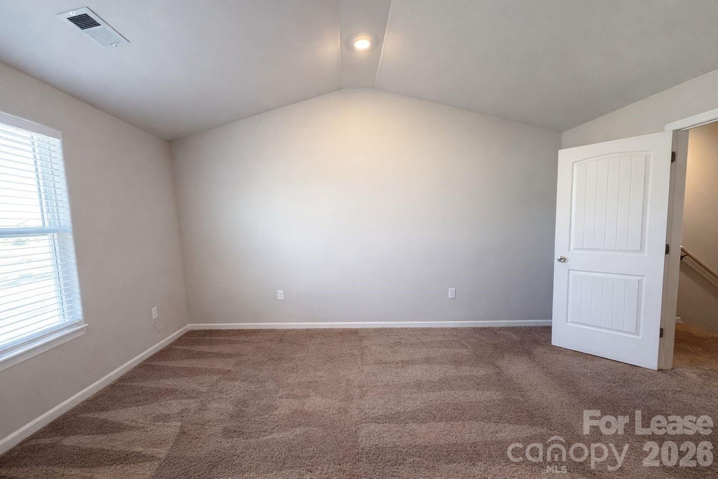1408 Nia Road - Photo 12