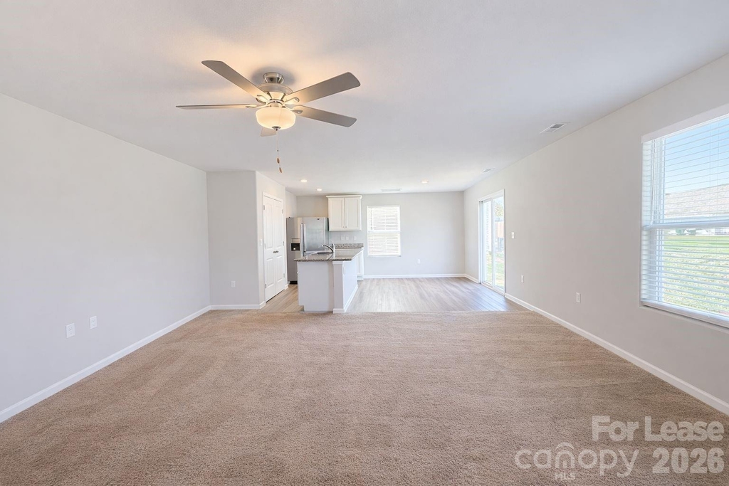 1408 Nia Road - Photo 4