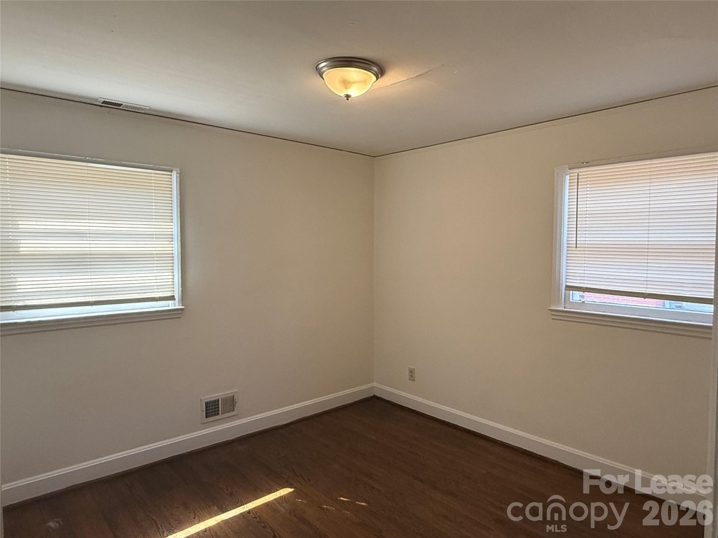 3104 Creighton Drive - Photo 4