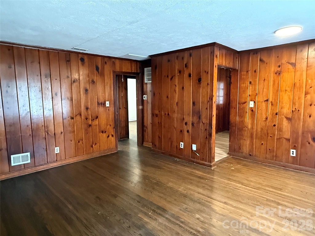 3104 Creighton Drive - Photo 1