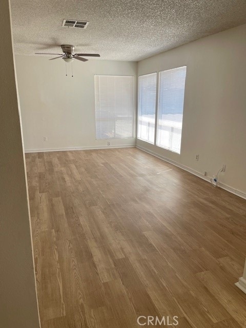 876 W Whittier Avenue - Photo 3