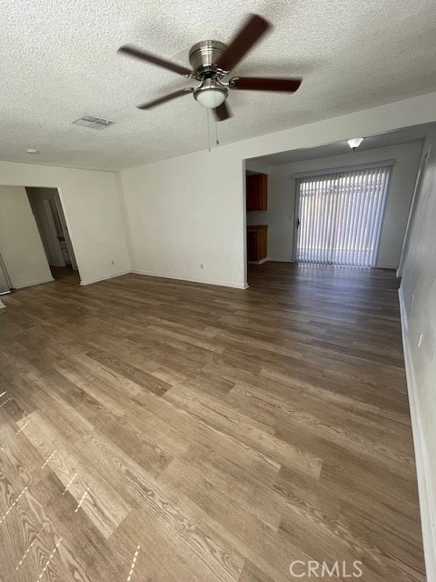 876 W Whittier Avenue - Photo 15