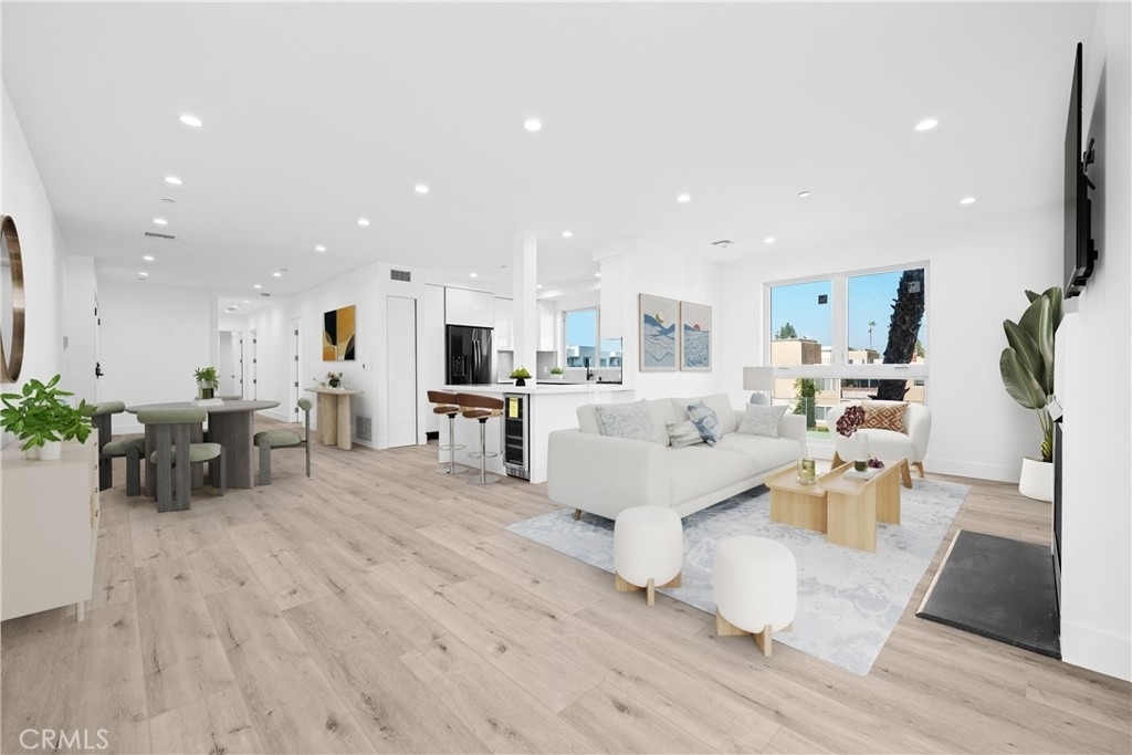 4214 Fulton Avenue - Photo 11