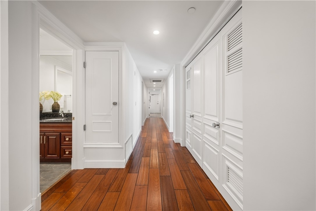 918 S Wooster Street - Photo 27