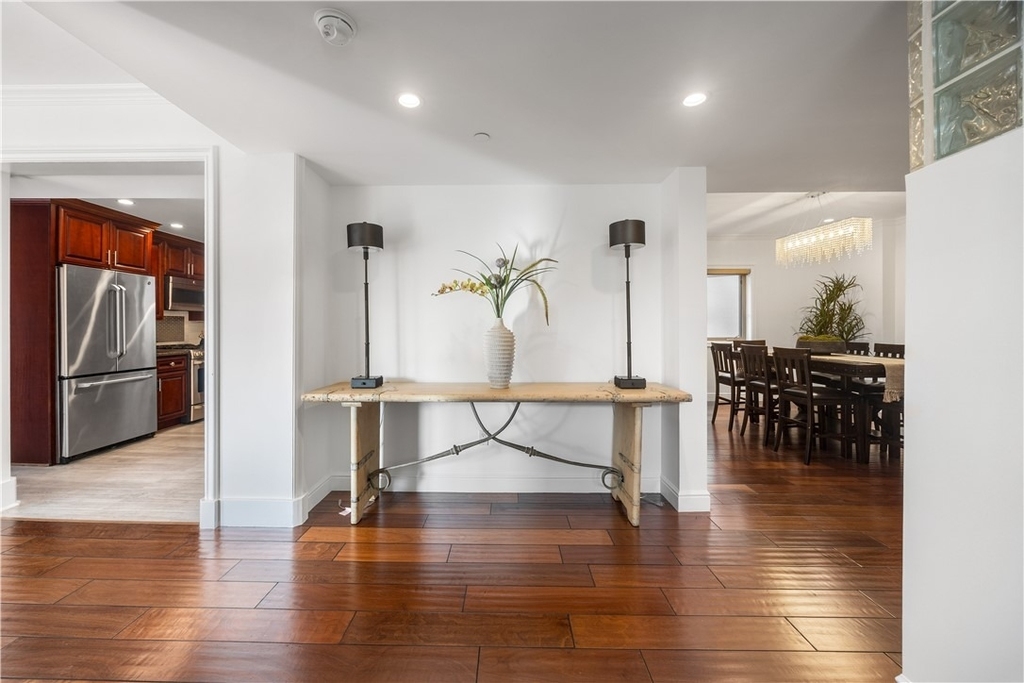 918 S Wooster Street - Photo 8
