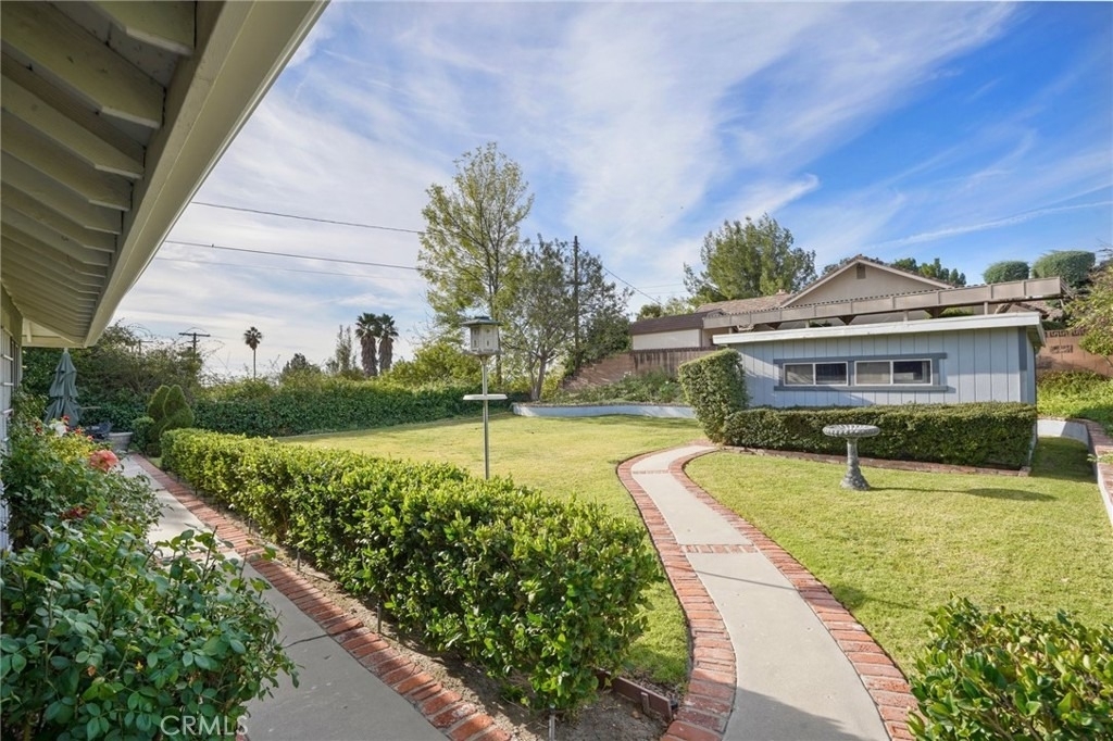 12281 Woodley Avenue - Photo 45