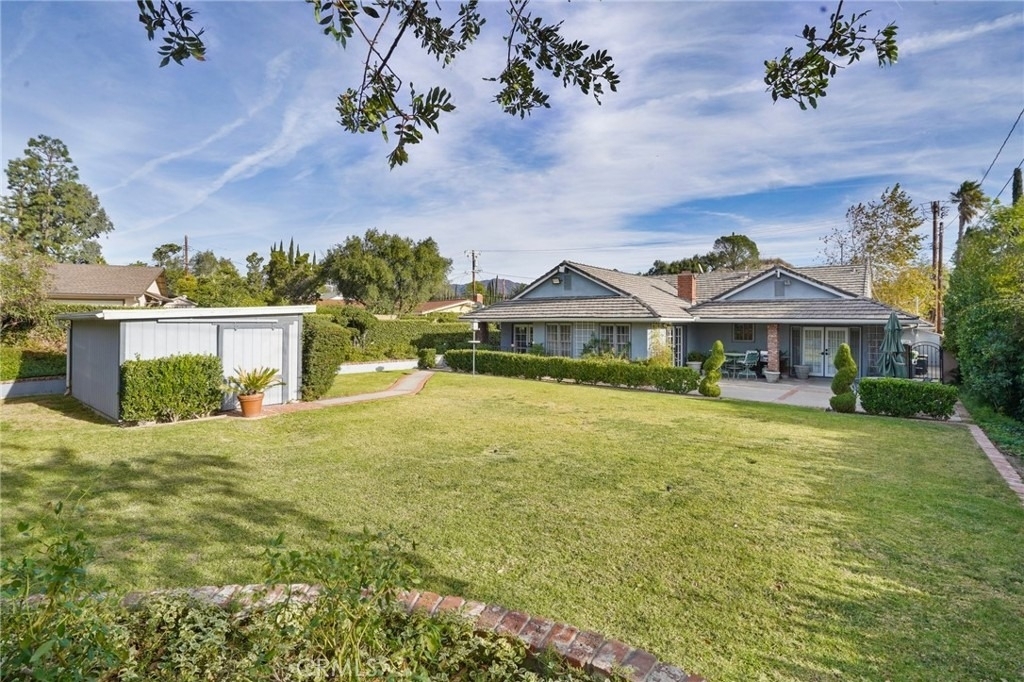 12281 Woodley Avenue - Photo 39