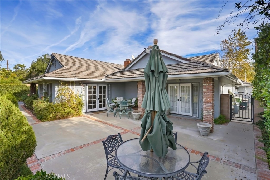 12281 Woodley Avenue - Photo 37